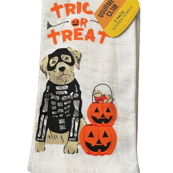 Gourmet Club "Trick or Treat “Themed Kitchen Towels- 2 Pack. (NWT) - Picture 1 of 2